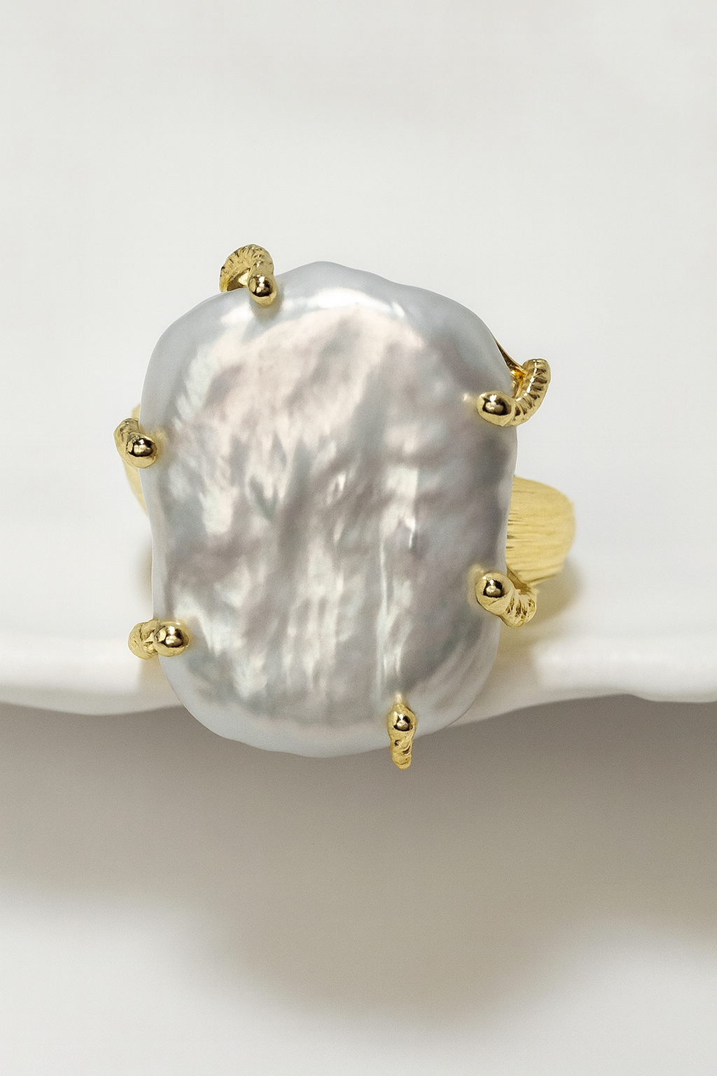 Pearlux